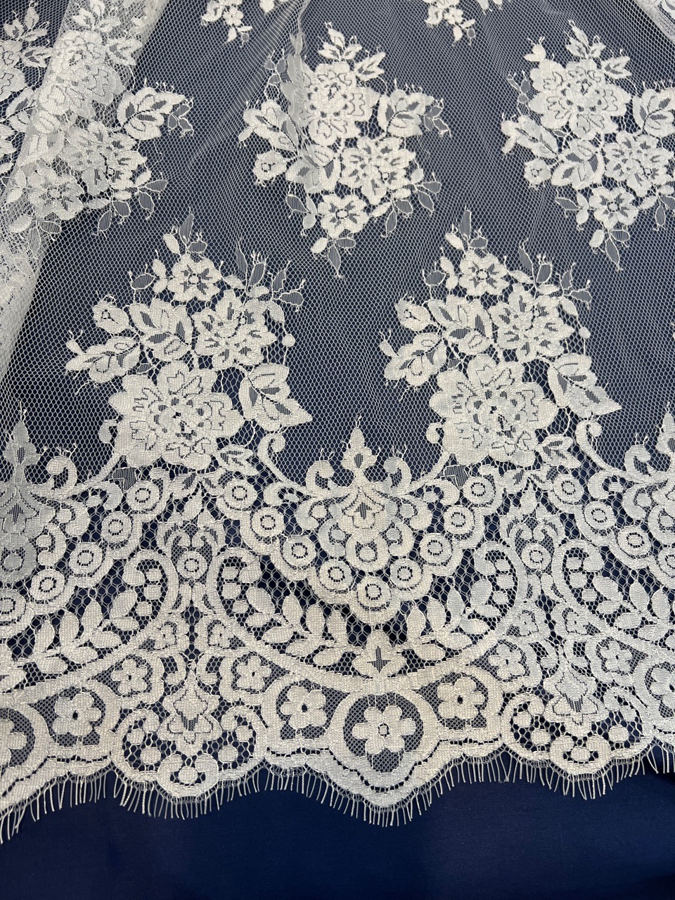 FACP1079 Chantilly Lace Panel 300 X 150 Cms view 2
