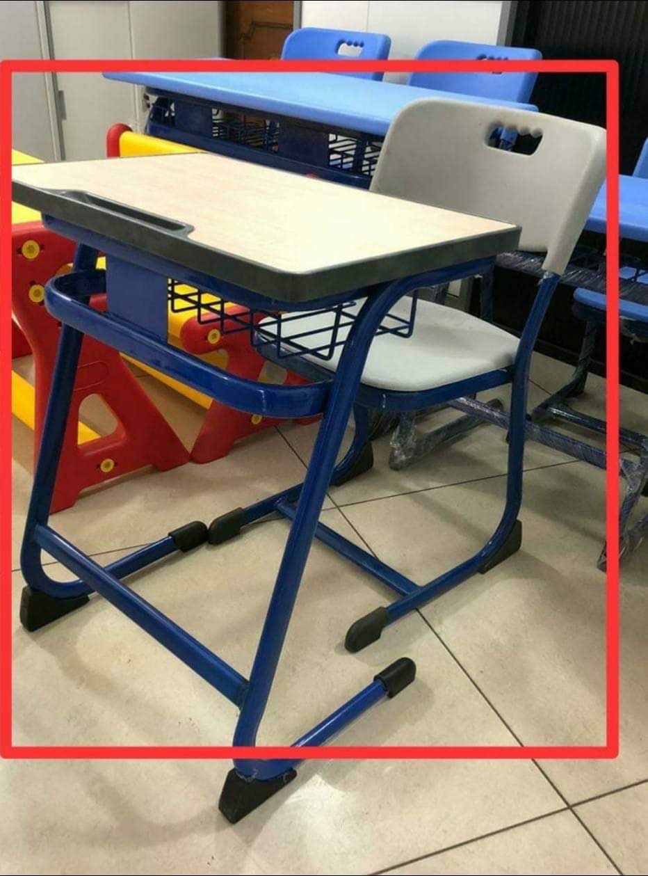 Student Desk with Chair view 5
