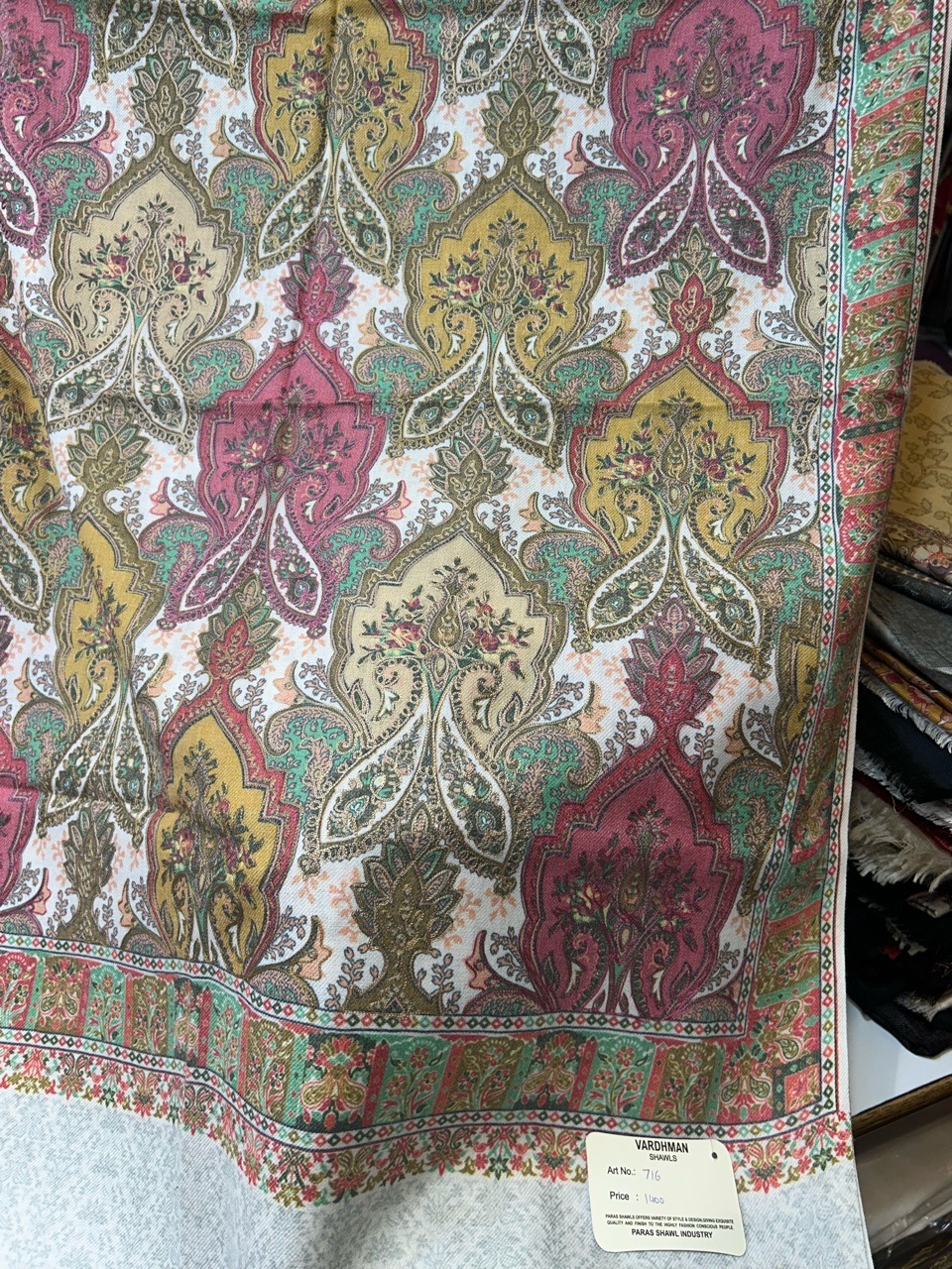 Varodhman Pashmina Shawl