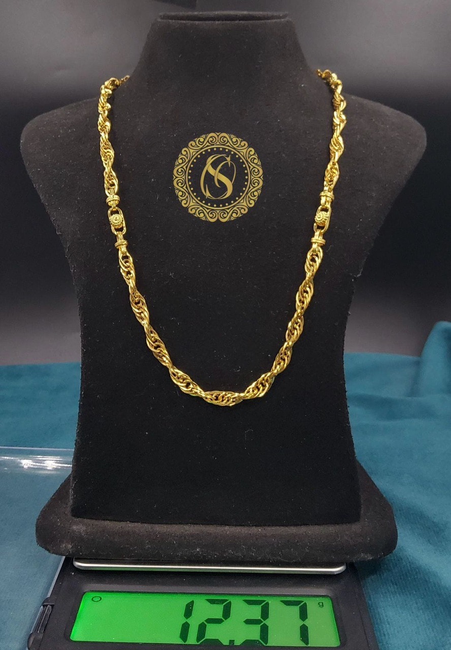 Gold Twisted Chain Necklace