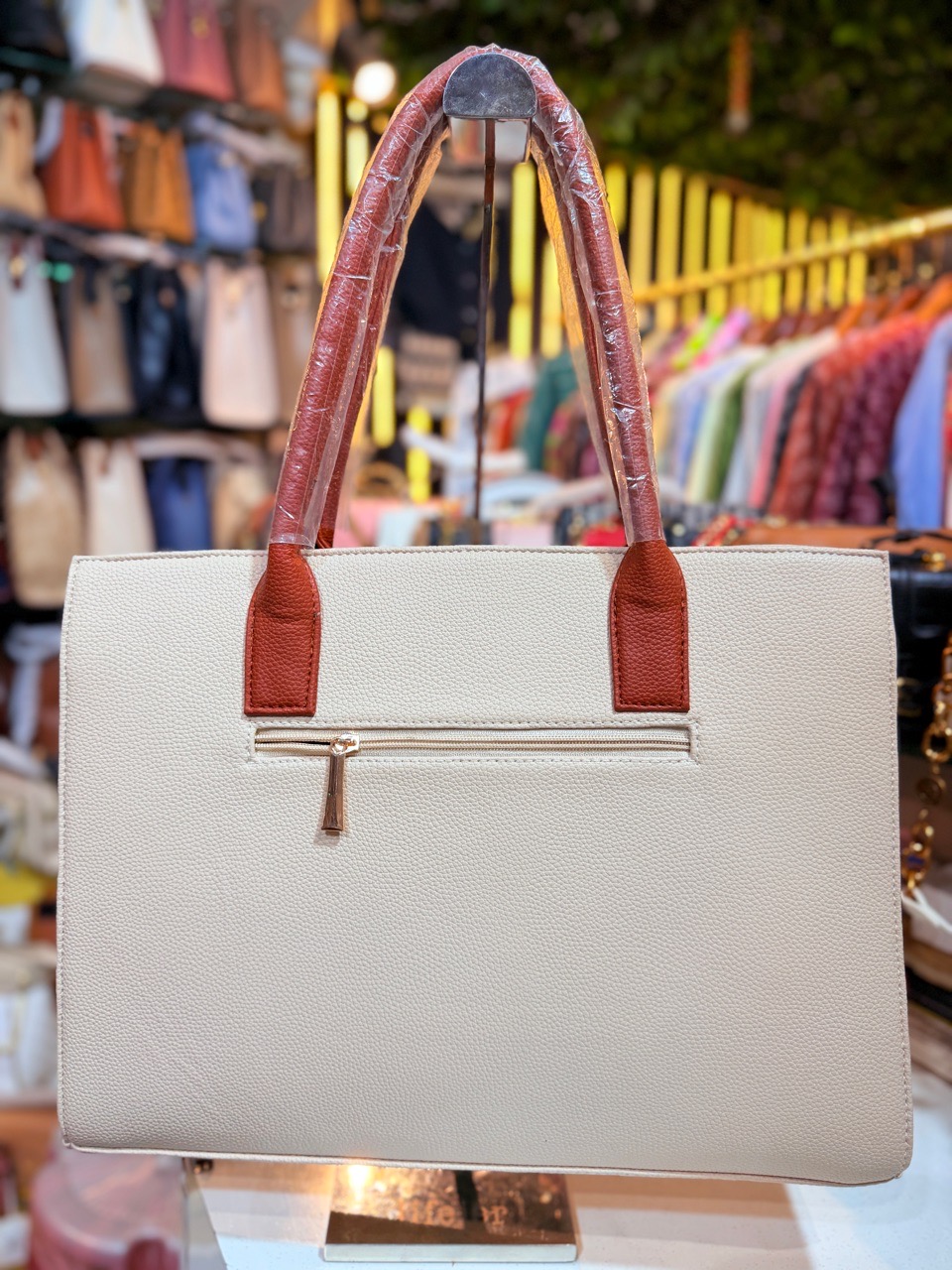 DUSTELLA Tote Bag view 2