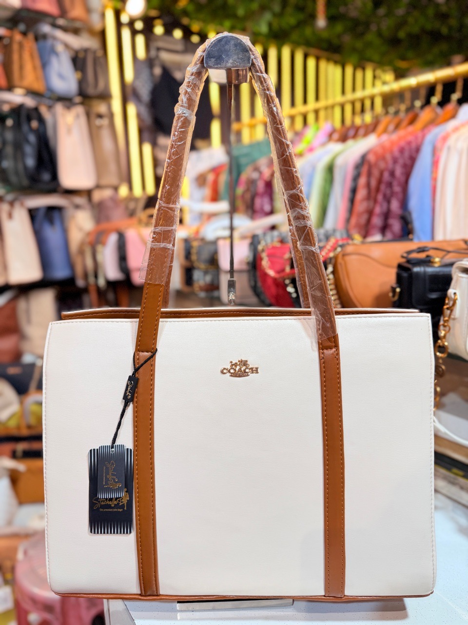 Coach Tote Bag πΌ ππ view 3