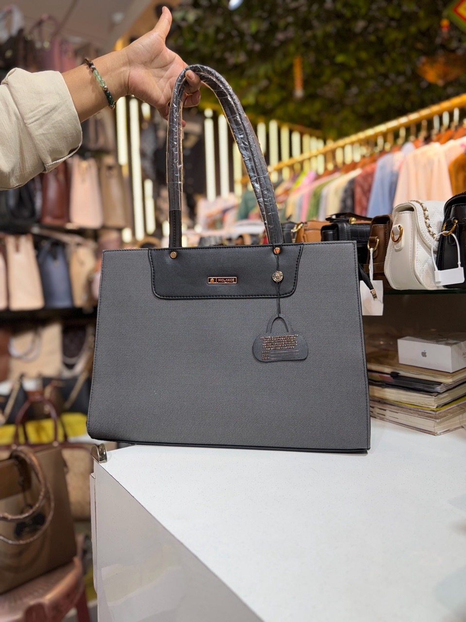 Stylish Tote Bag 💼 view 5
