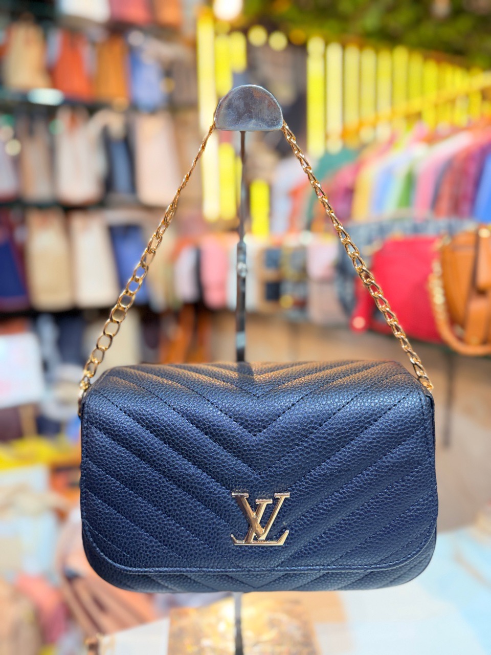 Louis Vuitton Handbag view 3