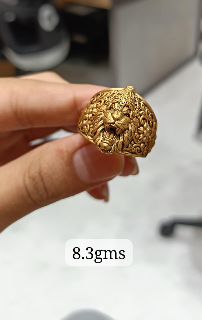 Lion Head Gold Ring view 6