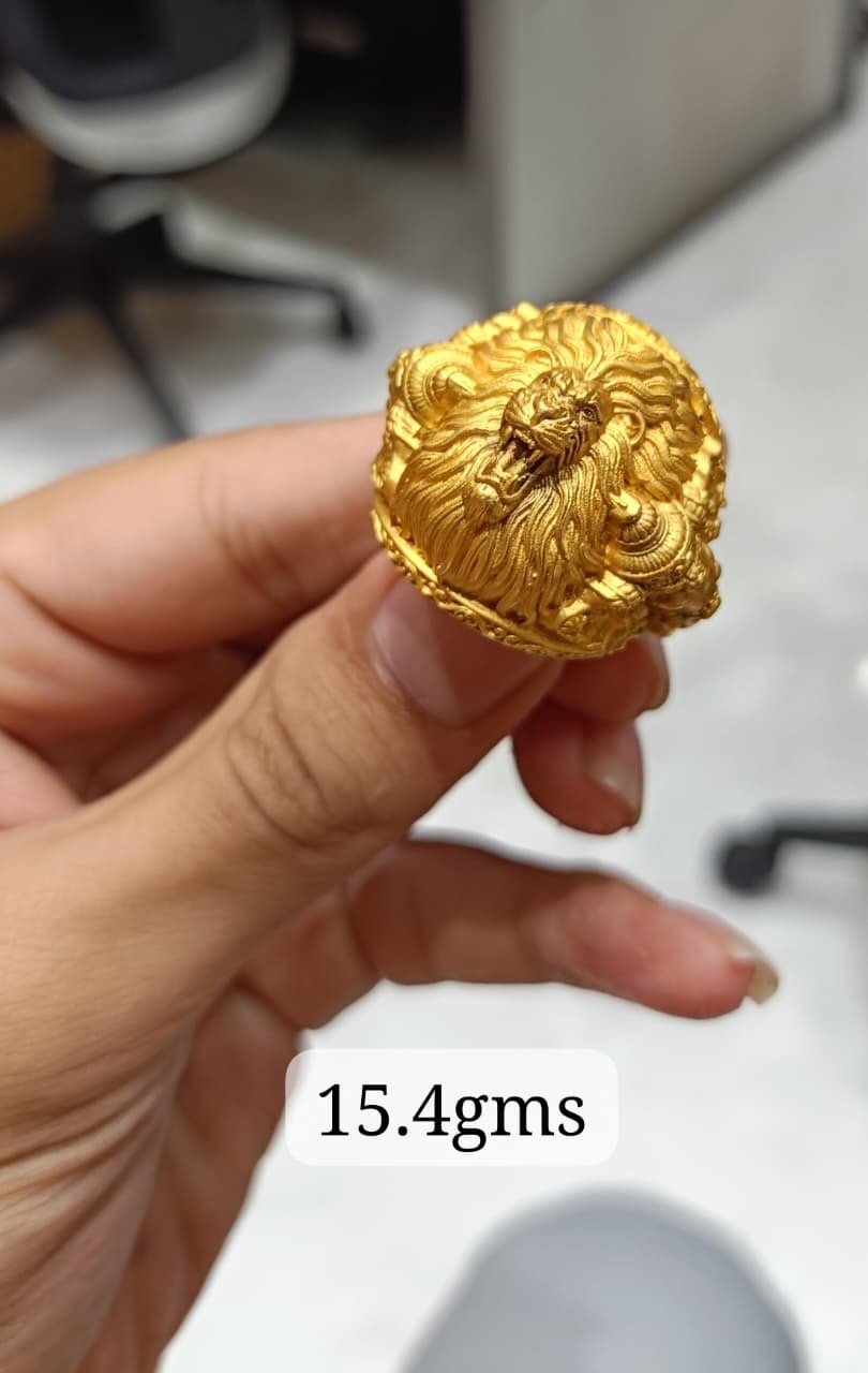 Lion Head Gold Ring view 7