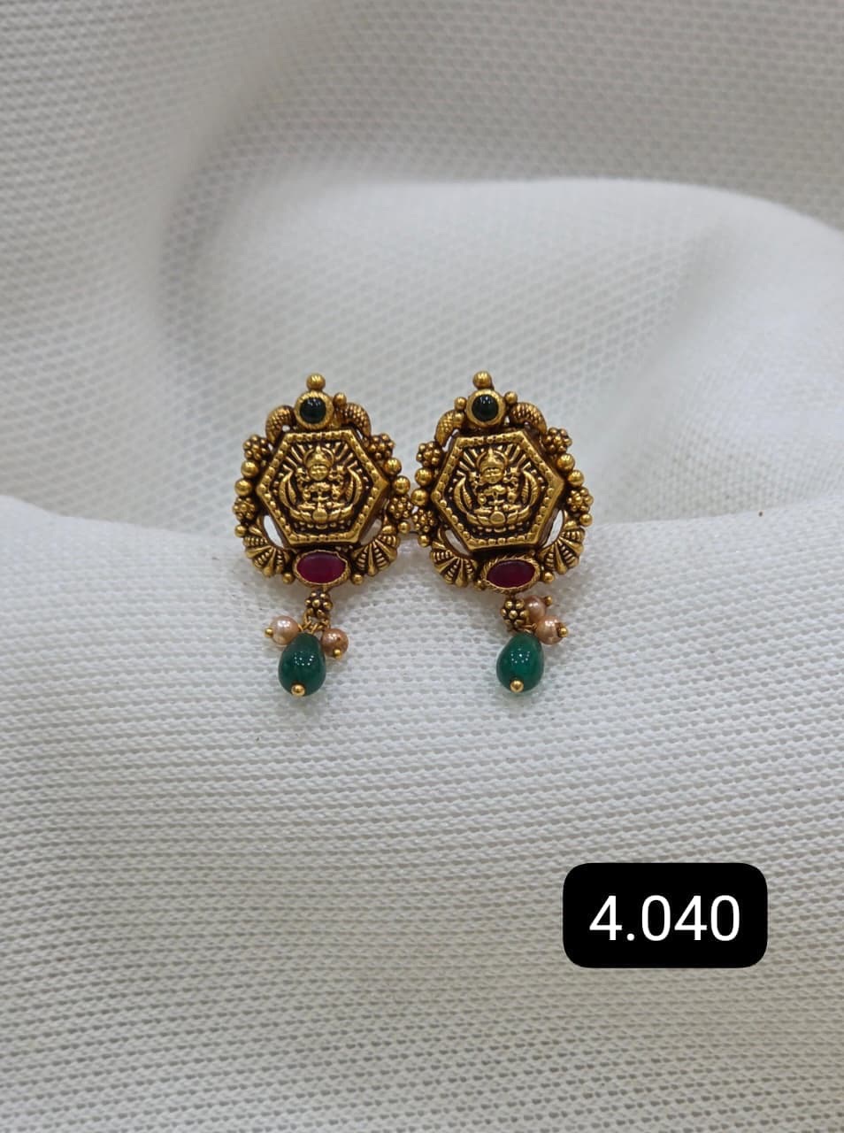 Traditional Gold Earrings1 view 3