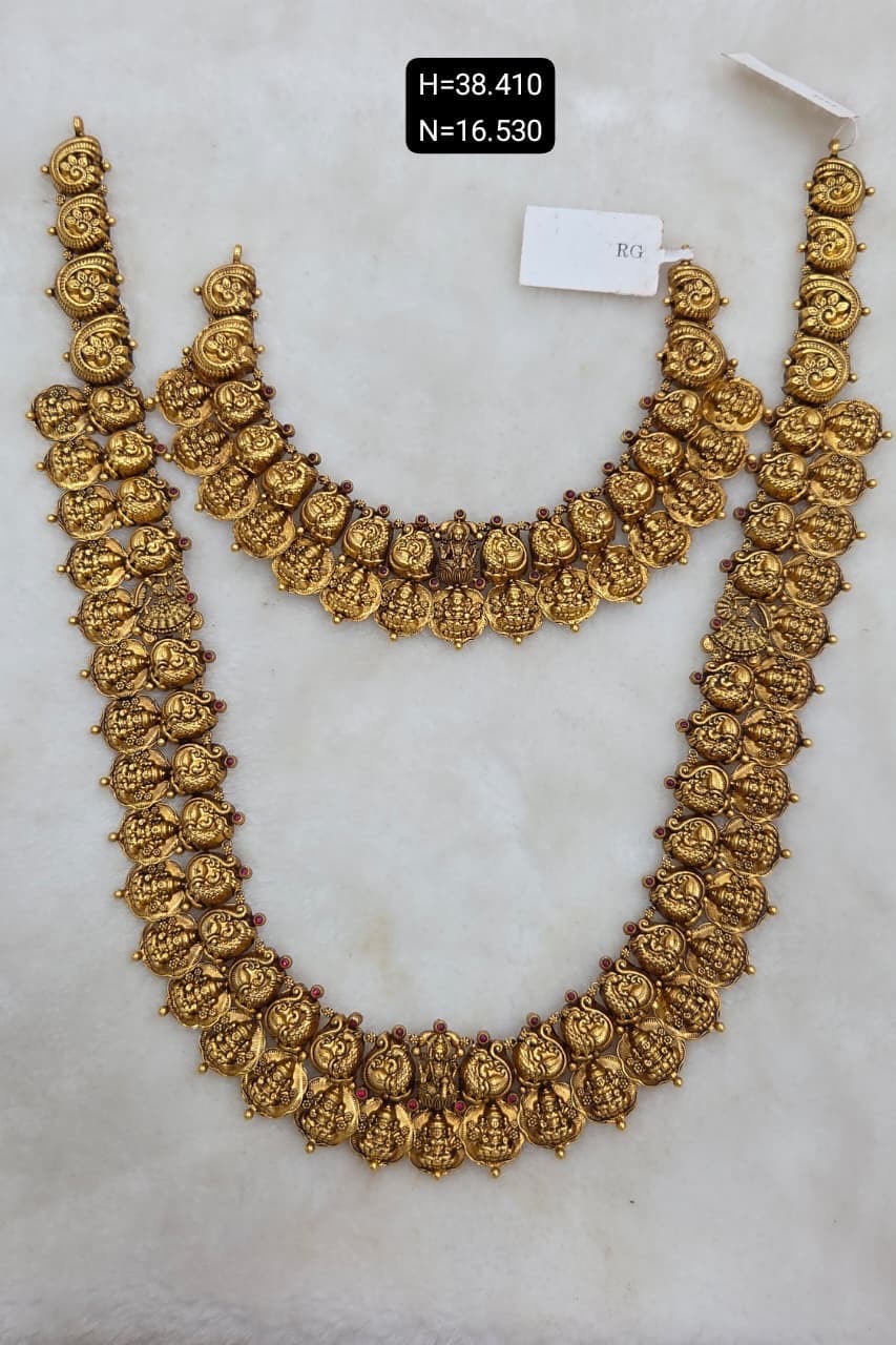 Traditional Gold Necklace Set1 view 2