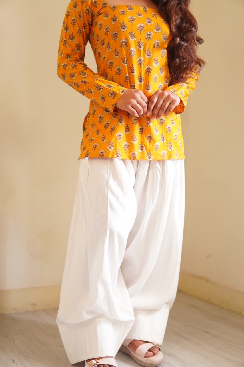 Floral Motifs Kurti view 5