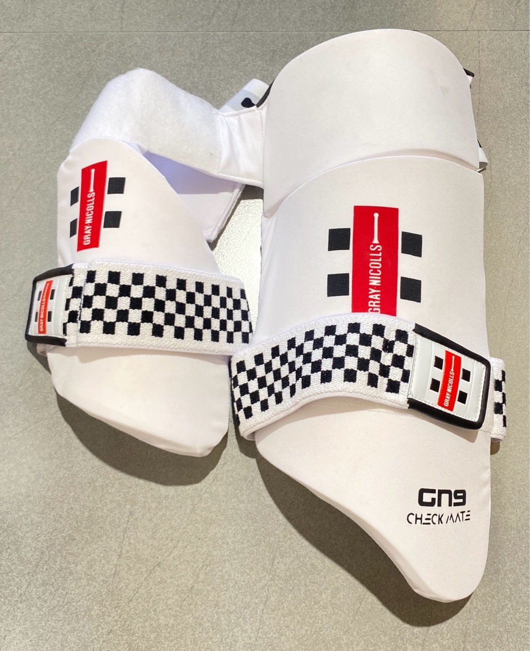 Gray Nicolls Thigh Pad view 2