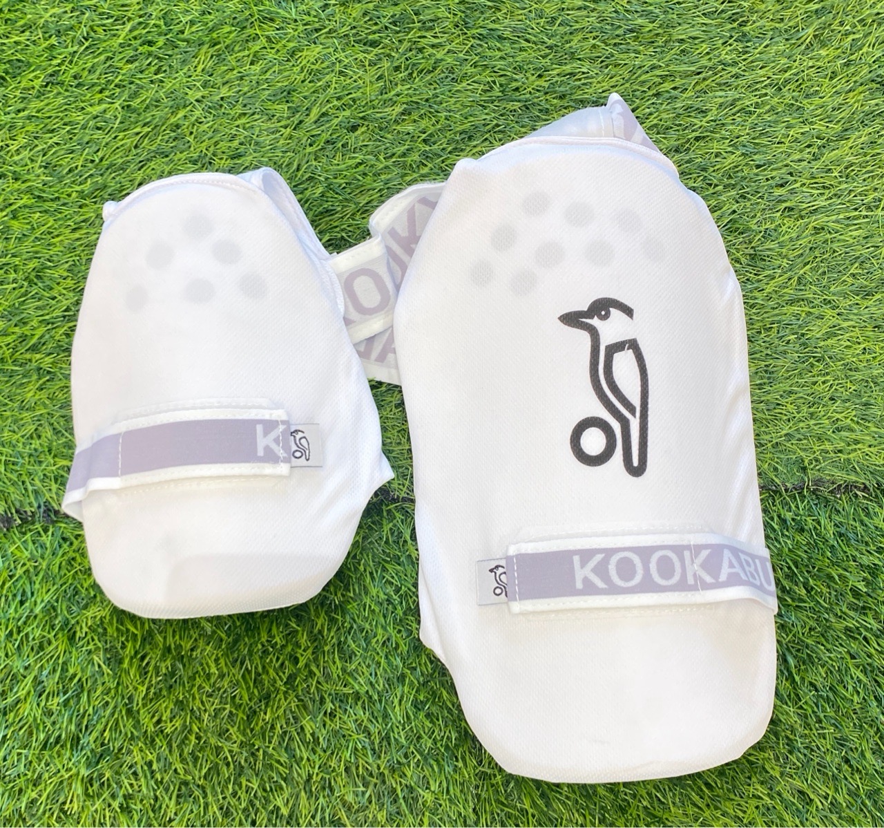Kookaburra Thigh Pad view 2