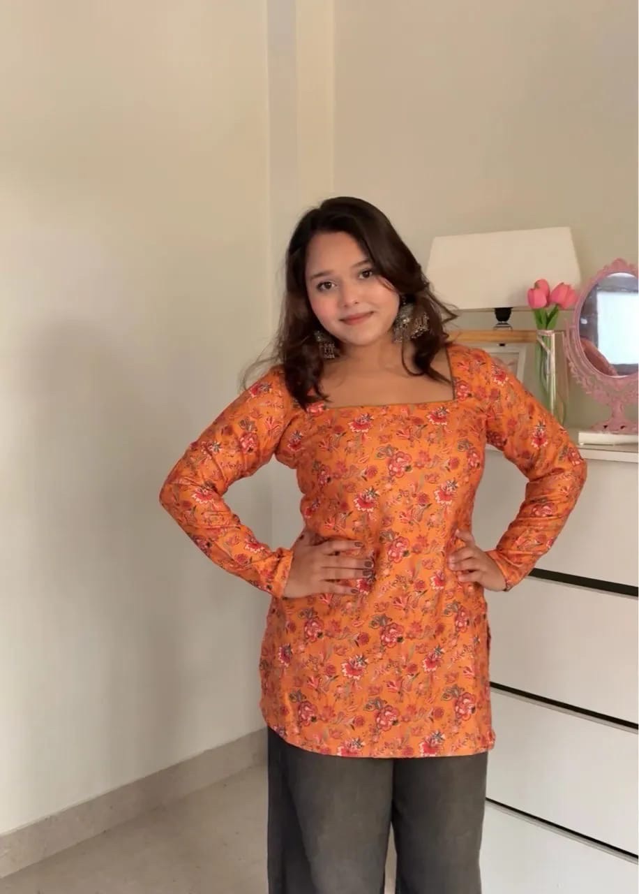 Floral Woolen Kurti with Square Neck view 5